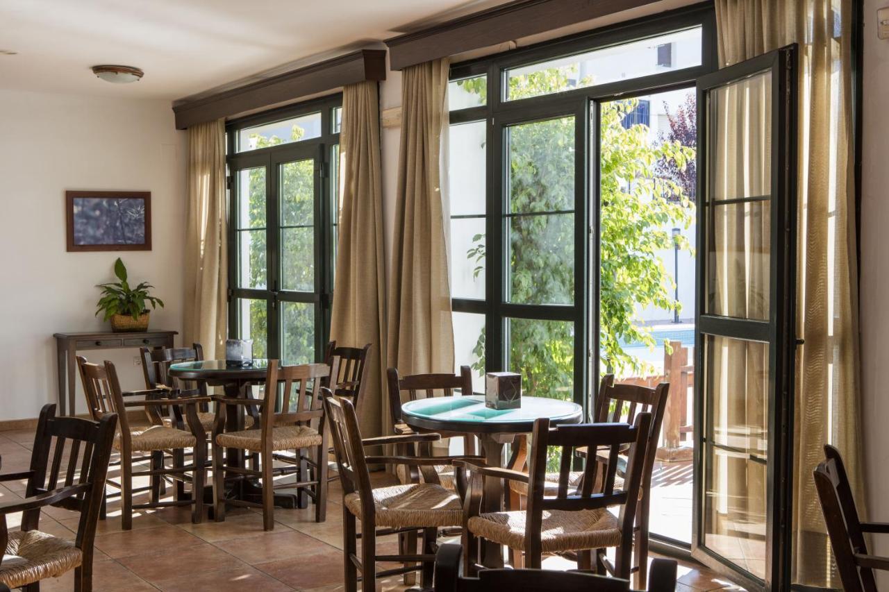 Hotel Tugasa Sierra Y Cal オルベラ エクステリア 写真