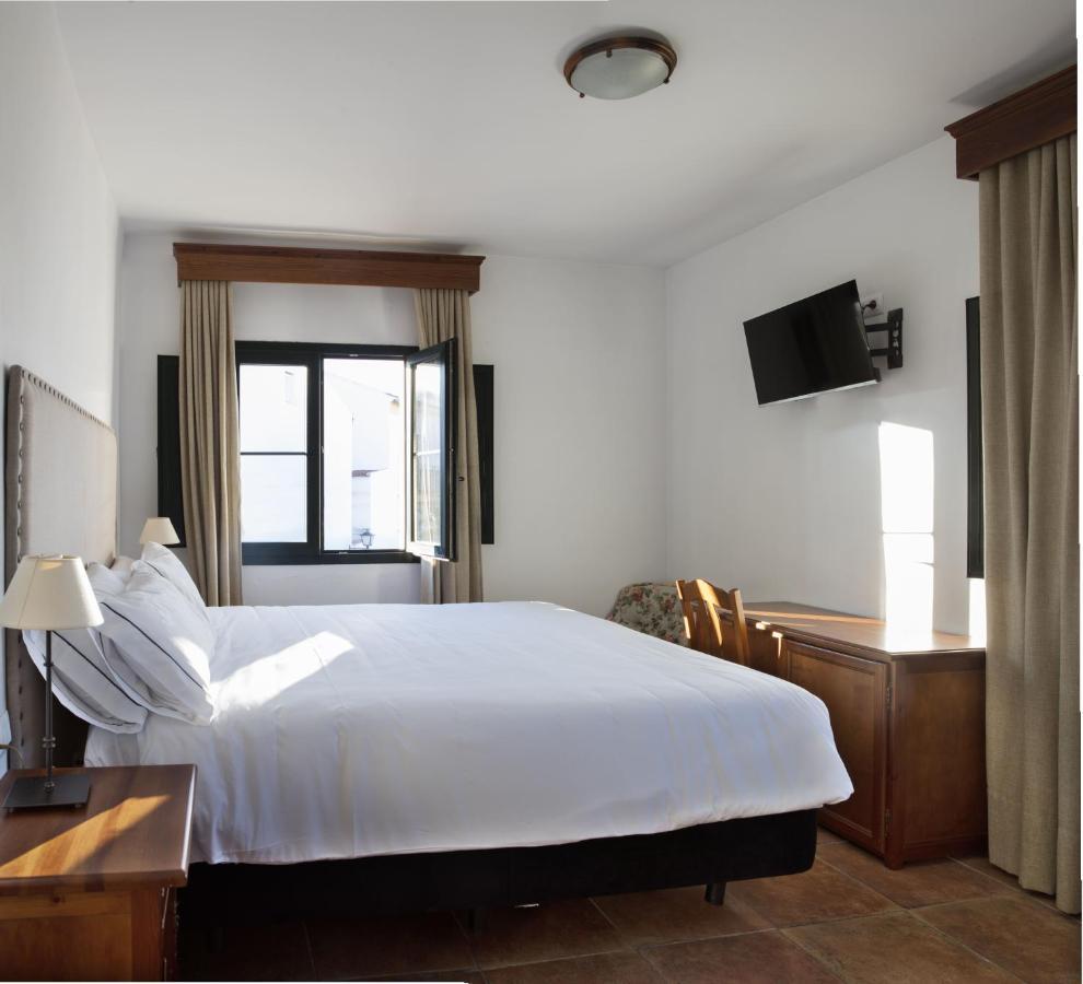 Hotel Tugasa Sierra Y Cal オルベラ エクステリア 写真