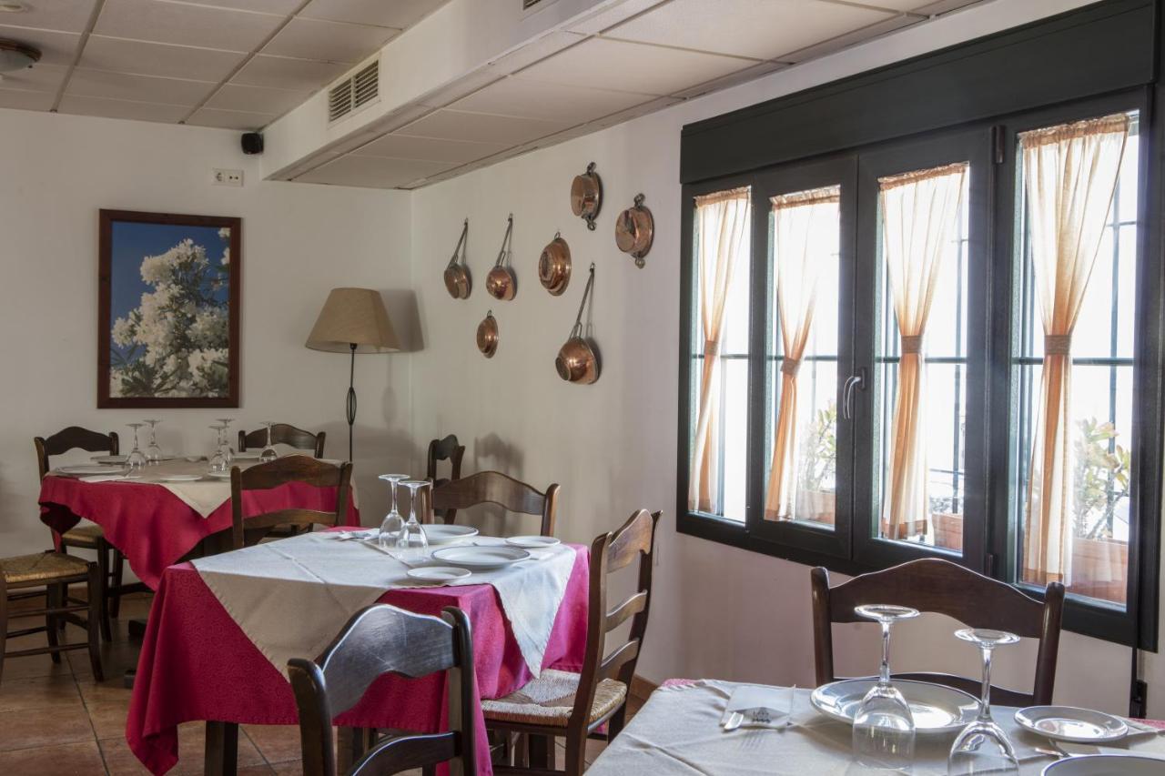 Hotel Tugasa Sierra Y Cal オルベラ エクステリア 写真