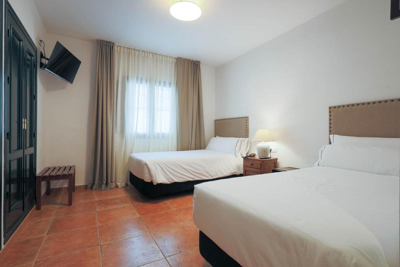 Hotel Tugasa Sierra Y Cal オルベラ エクステリア 写真