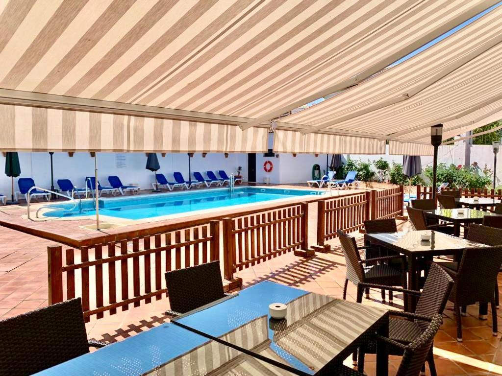 Hotel Tugasa Sierra Y Cal オルベラ エクステリア 写真